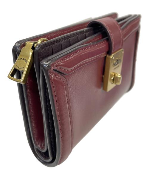 COACH（コーチ）COACH (コーチ) 財布 ハットンウォレット レッド サイズ:実寸サイズにてご確認ください。の古着・服飾アイテム