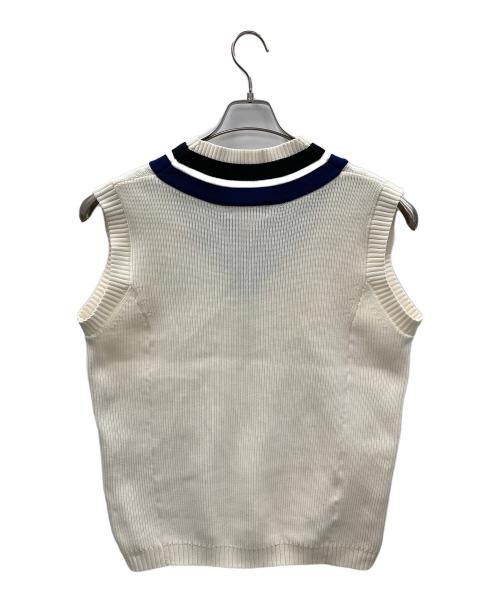 FRED PERRY（フレッドペリー）FRED PERRY (フレッドペリー) ニットベスト ホワイト サイズ:Mの古着・服飾アイテム