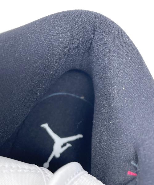 NIKE（ナイキ）NIKE (ナイキ) ハイカットスニーカー Women's Air Jordan 1 Mid（ウィメンズ エアジョーダン1 ミッド） ブラック×パープル サイズ:26.5㎝の古着・服飾アイテム