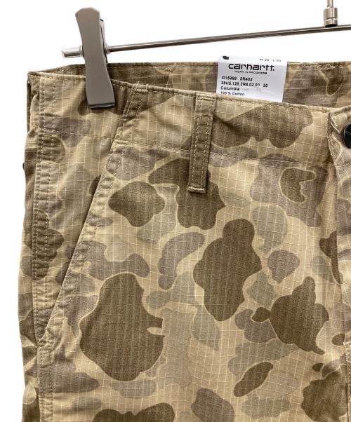 CarHartt（カーハート）CarHartt (カーハート) カーゴハーフパンツ Regular Cargo Short（レギュラー カーゴ ショート） ベージュ サイズ:30 未使用品の古着・服飾アイテム