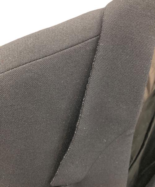 GIORGIO ARMANI（ジョルジオアルマーニ）GIORGIO ARMANI (ジョルジオアルマーニ) テーラードジャケット ブラック サイズ:実寸サイズにてご確認ください。の古着・服飾アイテム