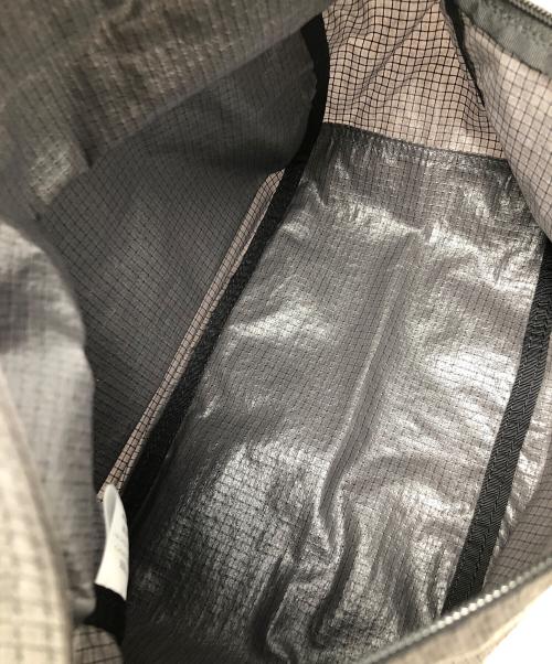THE NORTH FACE（ザ ノース フェイス）THE NORTH FACE (ザ ノース フェイス) ショルダーバッグ メノウウォーカー グレー サイズ:8L 未使用品の古着・服飾アイテム