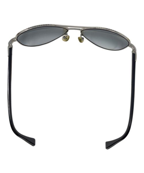 LOUIS VUITTON（ルイ ヴィトン）LOUIS VUITTON (ルイ ヴィトン) サングラス コンスピラシオン パイロット シルバー×ダークグレー サイズ:58□15の古着・服飾アイテム