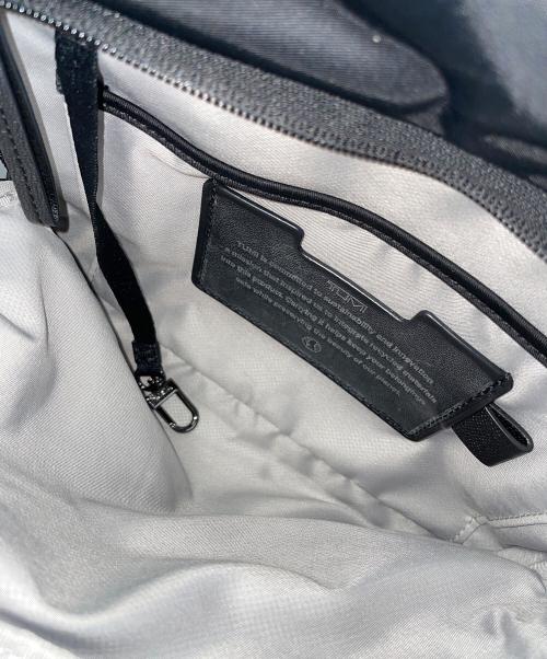 TUMI（トゥミ）TUMI (トゥミ) リュック VOYAGEUR DENVER BACKPACK（ヴォヤジュール デンバー バックパック） ブラック サイズ:実寸サイズにてご確認下さい。の古着・服飾アイテム