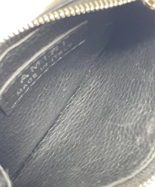 AMIRI（アミリ）AMIRI (アミリ) コインケース PEBBLED W/LOGO CHAIN WALLET（ペブルド ウィズ ロゴ チェーン ウォレット） ブラック サイズ:実寸サイズにてご確認ください。の古着・服飾アイテム
