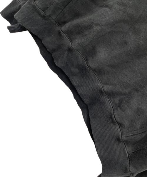 THE BLACK EYE PATCH（ブラックアイパッチ）THE BLACK EYE PATCH (ブラックアイパッチ) プルオーバーパーカー 	ステッカーロゴ ブラック サイズ:XLの古着・服飾アイテム