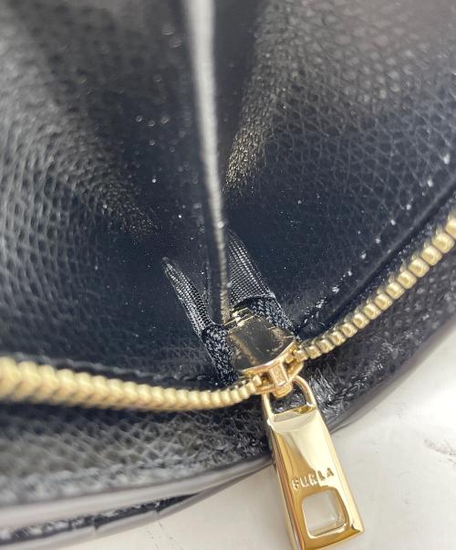 FURLA（フルラ）FURLA (フルラ) 2つ折り財布 CAMELIA（カメリア）コンパクトウォレット ブラック サイズ:実寸サイズにてご確認下さい。の古着・服飾アイテム