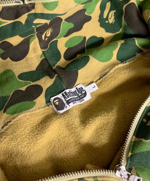 A BATHING APE（アベイシングエイプ）A BATHING APE (アベイシングエイプ) ハーフジップパーカー ABC Camo Shark Half Zip Hoodie（ABCカモ シャーク ハーフジップ パーカー） グリーン サイズ:Lの古着・服飾アイテム
