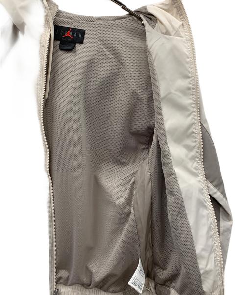 JORDAN（ジョーダン）JORDAN (ジョーダン) ナイロンジャケット Essentials Woven Jacket（エッセンシャル メンズ ウーブン ジャケット） グレー サイズ:Mの古着・服飾アイテム