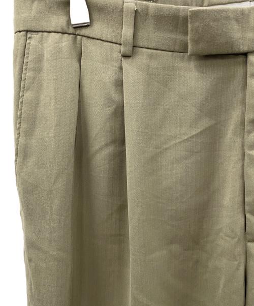 HAGGAR（ハガー）HAGGAR (ハガー) タックパンツ オリーブ サイズ:実寸サイズにてご確認下さい。の古着・服飾アイテム