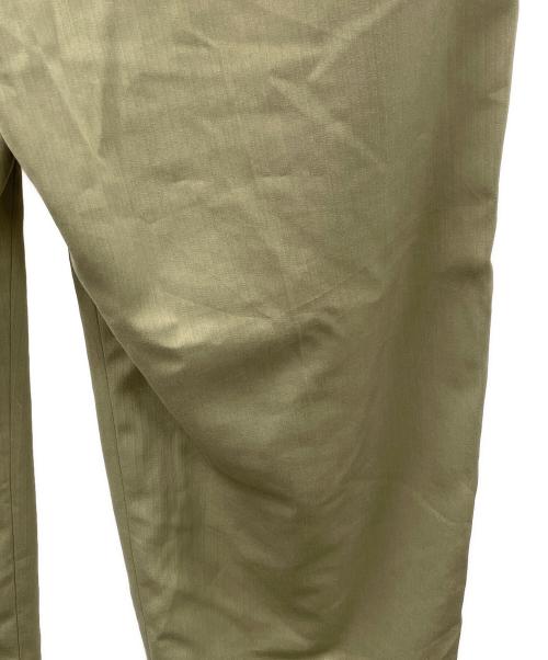 HAGGAR（ハガー）HAGGAR (ハガー) タックパンツ オリーブ サイズ:実寸サイズにてご確認下さい。の古着・服飾アイテム