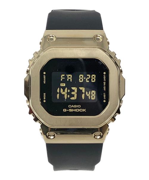 CASIO（カシオ）CASIO (カシオ) デジタルウォッチ クォーツ G-SHOCK(ジーショック) 腕時計 ブラック×ゴールドカラー サイズ:実寸サイズにてご確認ください。の古着・服飾アイテム