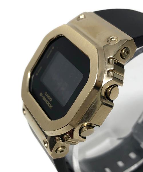 CASIO（カシオ）CASIO (カシオ) デジタルウォッチ クォーツ G-SHOCK(ジーショック) 腕時計 ブラック×ゴールドカラー サイズ:実寸サイズにてご確認ください。の古着・服飾アイテム