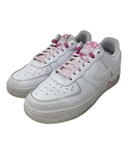 NIKE（ナイキ）NIKE (ナイキ) ローカットスニーカー AIR FORCE 1（エア フォース 1） ホワイト×ピンク サイズ:25.5cmの古着・服飾アイテム