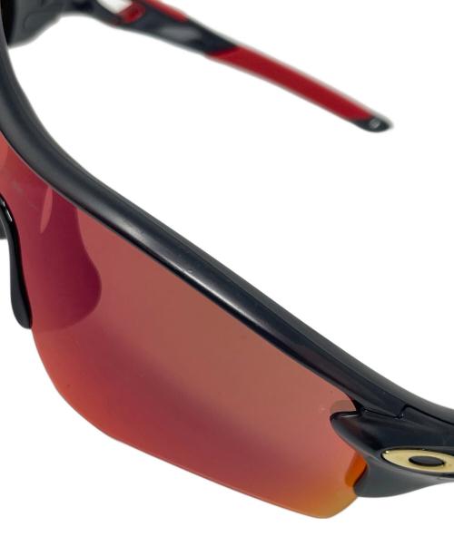 OAKLEY（オークリー）OAKLEY (オークリー) サングラス RADARLOCK（レーダーロック） レッド×ブラック サイズ:実寸サイズにてご確認ください。の古着・服飾アイテム