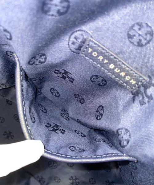 TORY BURCH（トリーバーチ）TORY BURCH (トリーバーチ) 折りたたみトートバッグ ELLA PACKABLE TOTE（エラ パッカブル トートバッグ） ネイビー サイズ:実寸サイズにてご確認下さい。の古着・服飾アイテム