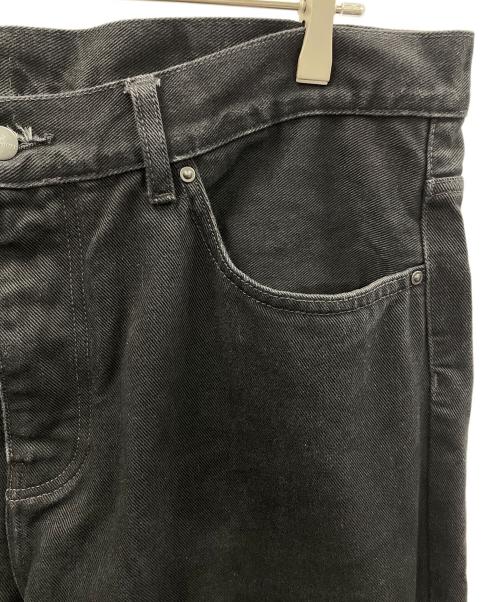 Carhartt WIP（カーハート ワーク イン プログレス）Carhartt WIP (カーハート ワーク イン プログレス) ブラックジーンズ NEWEL PANT（ニューエルパンツ） ブラック サイズ:36の古着・服飾アイテム