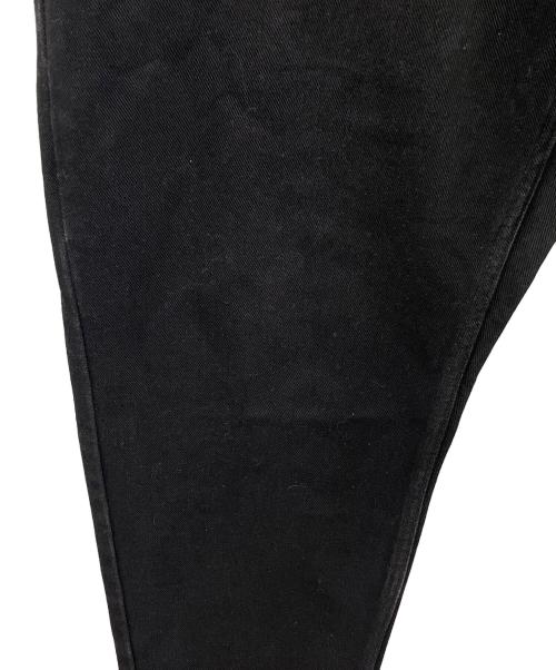 Carhartt WIP（カーハート ワーク イン プログレス）Carhartt WIP (カーハート ワーク イン プログレス) ブラックジーンズ NEWEL PANT（ニューエルパンツ） ブラック サイズ:36の古着・服飾アイテム