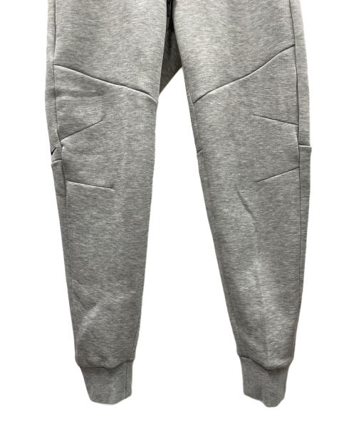 NIKE（ナイキ）NIKE (ナイキ) スウェットパンツ テックフリースジョガーパンツ グレー サイズ:Mの古着・服飾アイテム