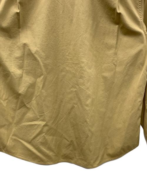 SUPREME（シュプリーム）Supreme (シュプリーム) ボタンダウンシャツ Small BoxShirt Tan（スモール ボックスシャツ タン） カーキ サイズ:Mの古着・服飾アイテム