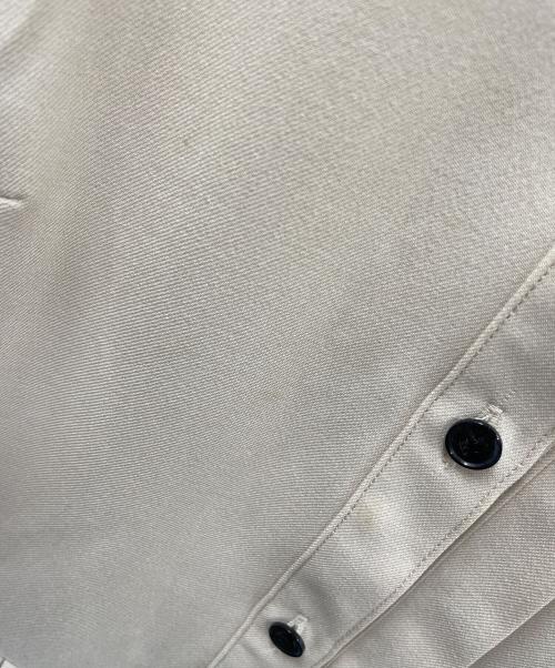 UNITED TOKYO（ユナイテッドトーキョー）UNITED TOKYO (ユナイテッドトーキョー) アシメプリーツシャツワンピース ベージュの古着・服飾アイテム