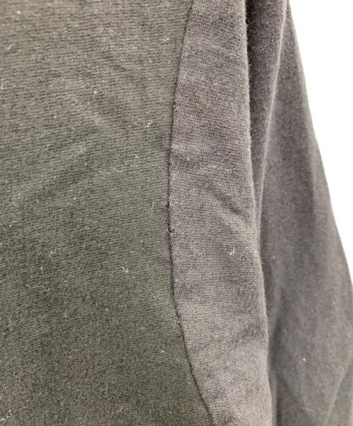 WEYEP（ウィエップ）WEYEP (ウィエップ) ロングスリーブカットソー Front And Right Sleeve Rocktee（フロント アンド ライト スリーブ ロックティー） ブラック サイズ:Lの古着・服飾アイテム