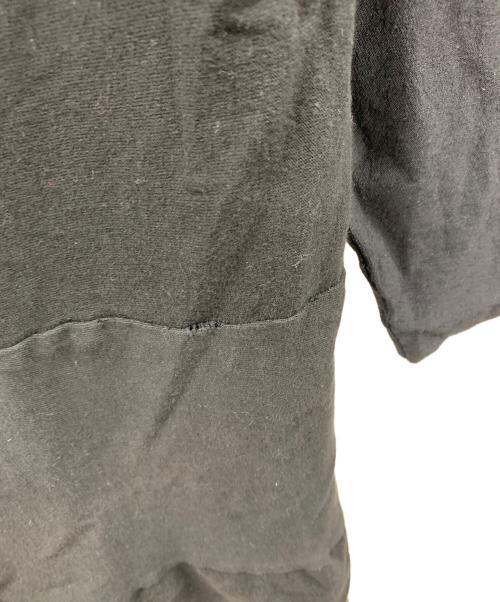 WEYEP（ウィエップ）WEYEP (ウィエップ) ロングスリーブカットソー Front And Right Sleeve Rocktee（フロント アンド ライト スリーブ ロックティー） ブラック サイズ:Lの古着・服飾アイテム