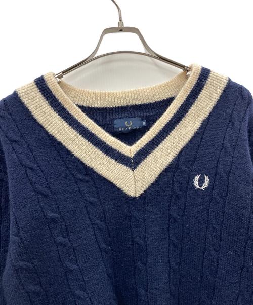 FRED PERRY（フレッドペリー）FRED PERRY (フレッドペリー) ニット ネイビー サイズ:Mの古着・服飾アイテム