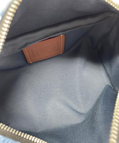 COACH（コーチ）COACH (コーチ) ショルダーバッグ アクセル クロスボディ バッグ・シグネチャー デニム スカイブルー サイズ:実寸サイズににてご確認ください。の古着・服飾アイテム