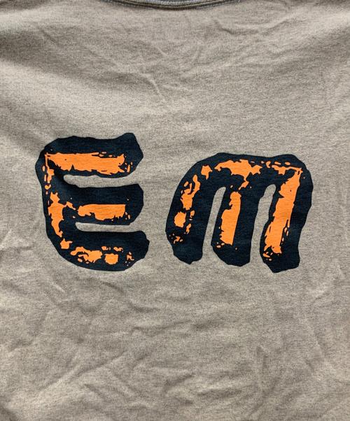 ENDS and MEANS（エンズアンド ミーンズ）ENDS AND MEANS (エンズアンド ミーンズ) ボックスロゴTシャツ ベージュ サイズ:Mの古着・服飾アイテム