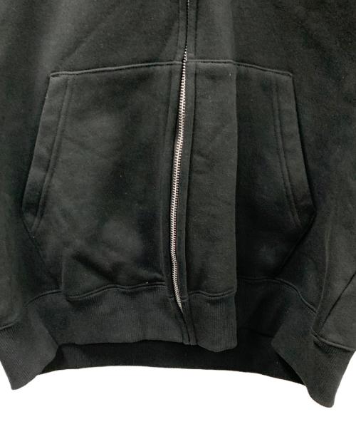 AVIREX（アヴィレックス）AVIREX (アヴィレックス) ジップパーカー VARSITY LOGO SWEAT ZIP UP PARKA（バーシティ ロゴ スウェット ジップ アップ パーカー） ブラック サイズ:実寸サイズにてご家訓ください。の古着・服飾アイテム