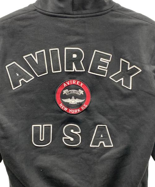 AVIREX（アヴィレックス）AVIREX (アヴィレックス) ジップパーカー VARSITY LOGO SWEAT ZIP UP PARKA（バーシティ ロゴ スウェット ジップ アップ パーカー） ブラック サイズ:実寸サイズにてご家訓ください。の古着・服飾アイテム