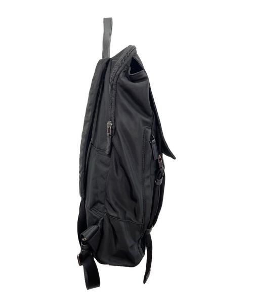 TUMI（トゥミ）TUMI (トゥミ) バッグ Voyageur Sacha Flap Backpack（ボヤージュ サシャ フラップ バックパック） ブラック サイズ:実寸サイズにてご確認下さい。の古着・服飾アイテム