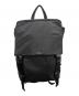 TUMI（トゥミ）の古着「バッグ Voyageur Sacha Flap Backpack（ボヤージュ サシャ フラップ バックパック）」｜ブラック