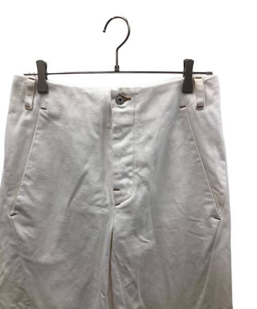 jacquemus（ジャックムス）jacquemus (ジャックムス) パンツ The Scala de-Nîmes denim pants（ザ スカラ ル ド ニーム デニムパンツ） ホワイト サイズ:29の古着・服飾アイテム