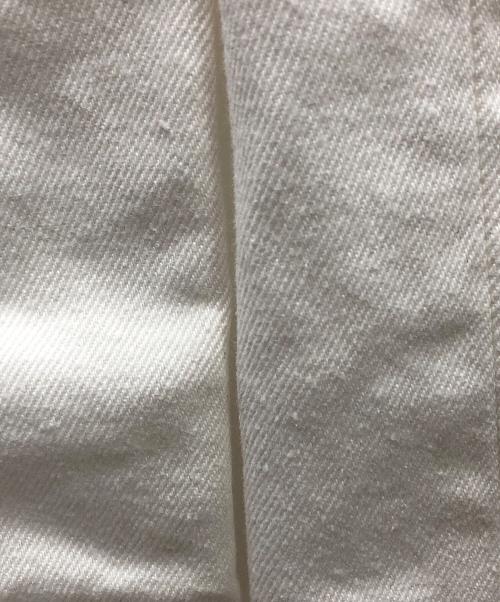 jacquemus（ジャックムス）jacquemus (ジャックムス) パンツ The Scala de-Nîmes denim pants（ザ スカラ ル ド ニーム デニムパンツ） ホワイト サイズ:29の古着・服飾アイテム