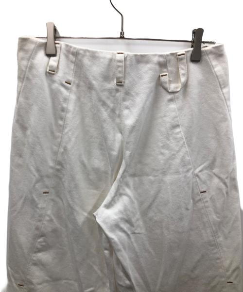 jacquemus（ジャックムス）jacquemus (ジャックムス) パンツ The Scala de-Nîmes denim pants（ザ スカラ ル ド ニーム デニムパンツ） ホワイト サイズ:29の古着・服飾アイテム