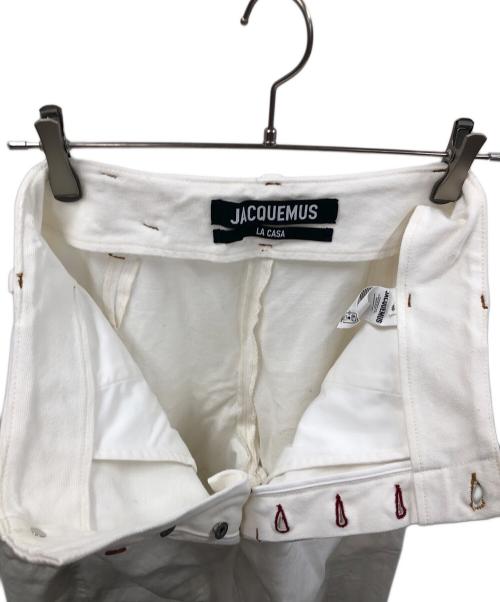 jacquemus（ジャックムス）jacquemus (ジャックムス) パンツ The Scala de-Nîmes denim pants（ザ スカラ ル ド ニーム デニムパンツ） ホワイト サイズ:29の古着・服飾アイテム