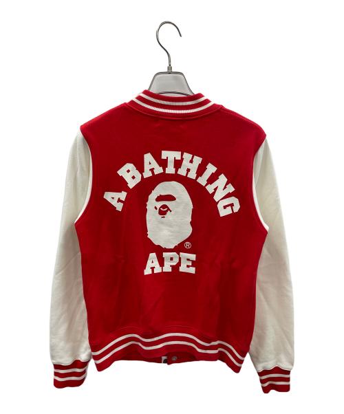 A BATHING APE（アベイシングエイプ）A BATHING APE (アベイシングエイプ) スタジャン レッド×ホワイト サイズ:Sの古着・服飾アイテム