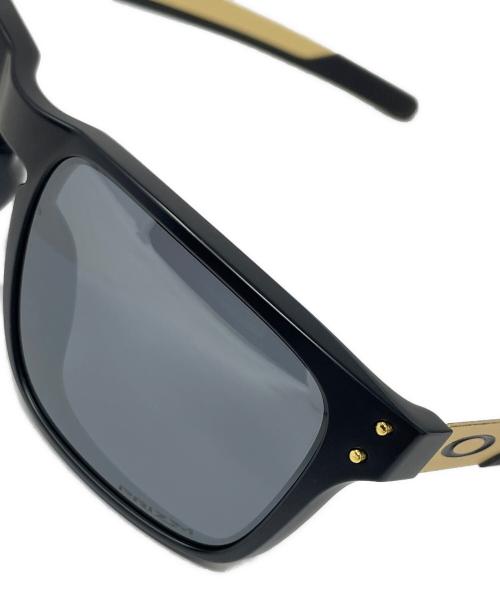 OAKLEY（オークリー）OAKLEY (オークリー) 偏光サングラス HOLBROOK MIX（ホルブルック ミックス） ゴールド×ブラック サイズ:57 17の古着・服飾アイテム