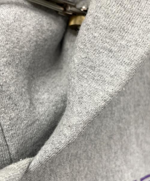 Champion REVERSE WEAVE（チャンピオン リバース ウィーブ）Champion REVERSE WEAVE (チャンピオン リバース ウィーブ) プルオーバーパーカー グレー サイズ:MEDIUMの古着・服飾アイテム