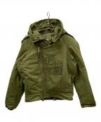 Canadian Armyカナダ軍）の古着「ミリタリージャケット COMBAT VEHICLE CREW CW（コンバット ビークル クルー CW）」｜オリーブ