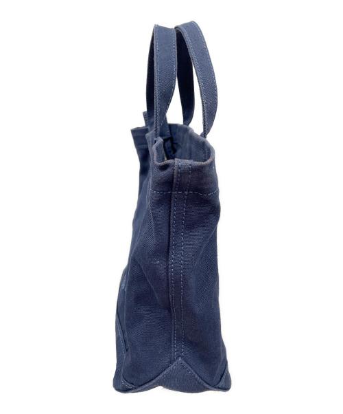 maison kitsune（メゾンキツネ）maison kitsune (メゾンキツネ) 2WAYバッグ ショルダーバッグ トートバッグ FOX HEAD SMALL TOTE（フォックス ヘッド スモール トート） ネイビー サイズ:実寸サイズにてご確認下さい。の古着・服飾アイテム