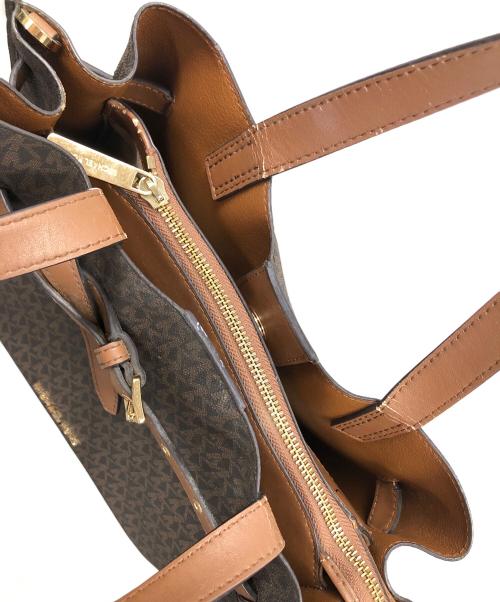 MICHAEL KORS（マイケルコース）MICHAEL KORS (マイケルコース) 2WAYバッグ ショルダーバッグ ハンドバッグ  エミリア サッチェル ブラウン サイズ:実寸サイズにてご確認下さい。の古着・服飾アイテム