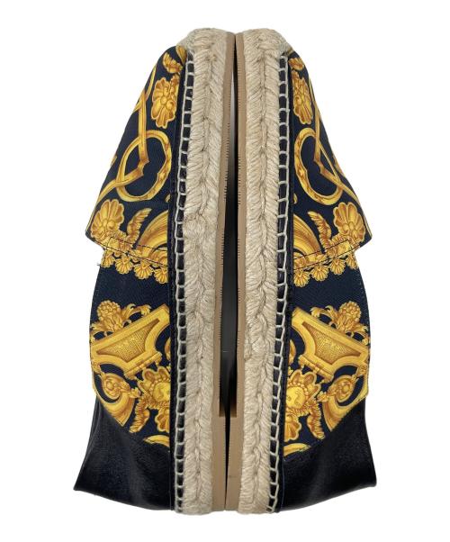 VERSACE（ヴェルサーチ）VERSACE (ヴェルサーチ) スリッポン エスパドリーユ ブラック×イエロー サイズ:40の古着・服飾アイテム