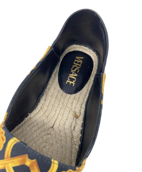 VERSACE（ヴェルサーチ）VERSACE (ヴェルサーチ) スリッポン エスパドリーユ ブラック×イエロー サイズ:40の古着・服飾アイテム