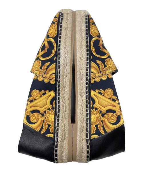 VERSACE（ヴェルサーチ）VERSACE (ヴェルサーチ) スリッポン エスパドリーユ ブラック×イエロー サイズ:40の古着・服飾アイテム