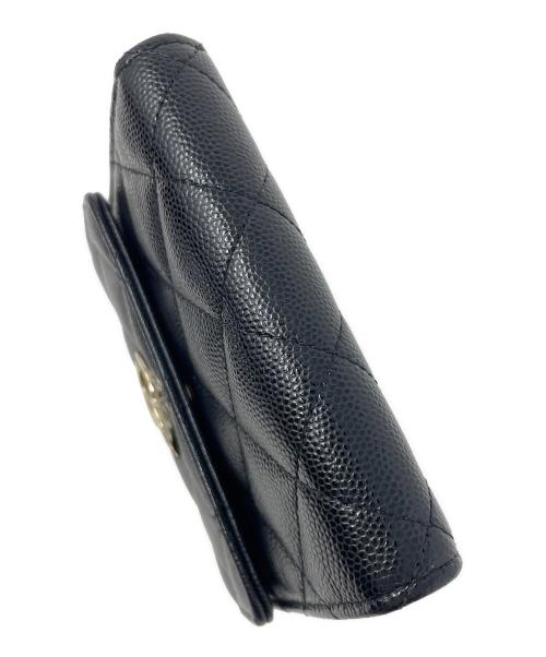 CHANEL（シャネル）CHANEL (シャネル) 2つ折り財布 マトラッセ キャビアスキン ブラック サイズ:実寸サイズにてご確認ください。の古着・服飾アイテム