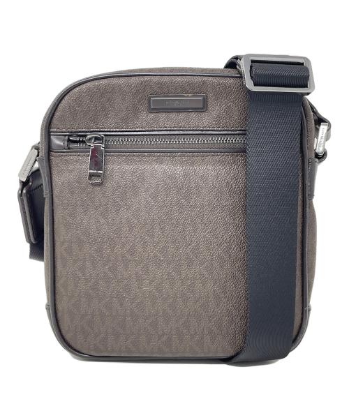 MICHAEL KORS（マイケルコース）MICHAEL KORS (マイケルコース) ショルダーバッグ SLIM FLIGHT BAG（スリム フライト バッグ） ブラウン サイズ:実寸サイズにてご確認ください。の古着・服飾アイテム