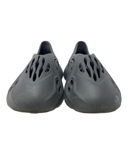 adidas（アディダス）adidas (アディダス) サンダル YEEZY Foam Runner（イージー フォームランナー） グレー サイズ:23.5cmの古着・服飾アイテム